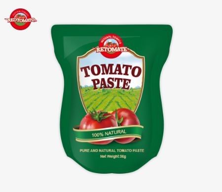 Bolsa de apoio contendo 56 g de pasta de tomate duplo concentrado com uma pureza que varia de 28% a 100%