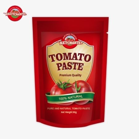 80 g de pasta de tomate duplamente concentrada numa bolsa de pé com níveis de pureza que variam de 30% a 100%