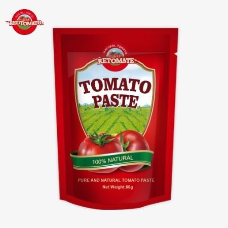 80 g de pasta de tomate duplamente concentrada embalada num saco vertical com níveis de pureza variando de 30% a 100%