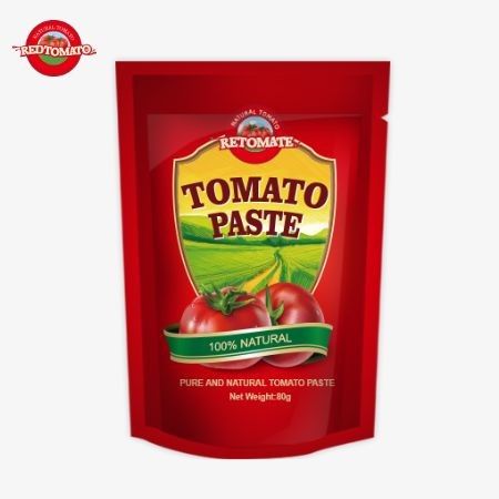 80 g de pasta de tomate duplamente concentrada embalada em saco de pé com níveis de pureza entre 30% e 100%