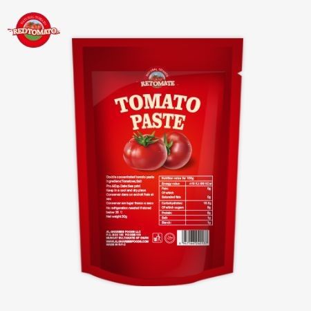Uma bolsa de 80 g contendo pasta de tomate duplamente concentrada com níveis de pureza que variam de 30% a 100%
