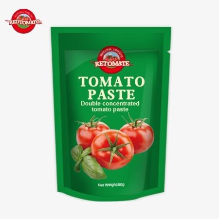 Saco de 80 g de pasta de tomate duplamente concentrada disponível com níveis de pureza que variam de 30% a 100%