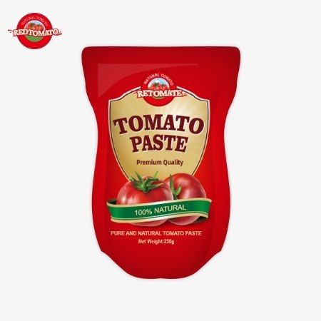 250g de pasta de tomate doce e picante convenientemente embalados em saquinhos com uma pureza que varia de 30% a 100%.