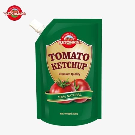 Fabricamos saquetes de 200g de ketchup que cumprem com os padrões internacionais e são oferecidos a preços de fábrica