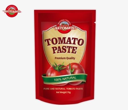 Bolsas de pasta de tomate premium duplamente concentradas, disponíveis em forma plana e em forma de pé, pesando 70 g cada