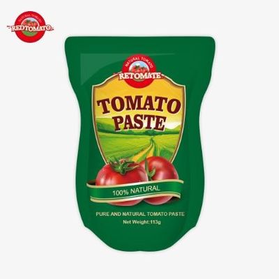 Fábrica de pasta de tomate produz 113g saquetes de pé seguindo normas de produção ISO HACCP BRC e FDA
